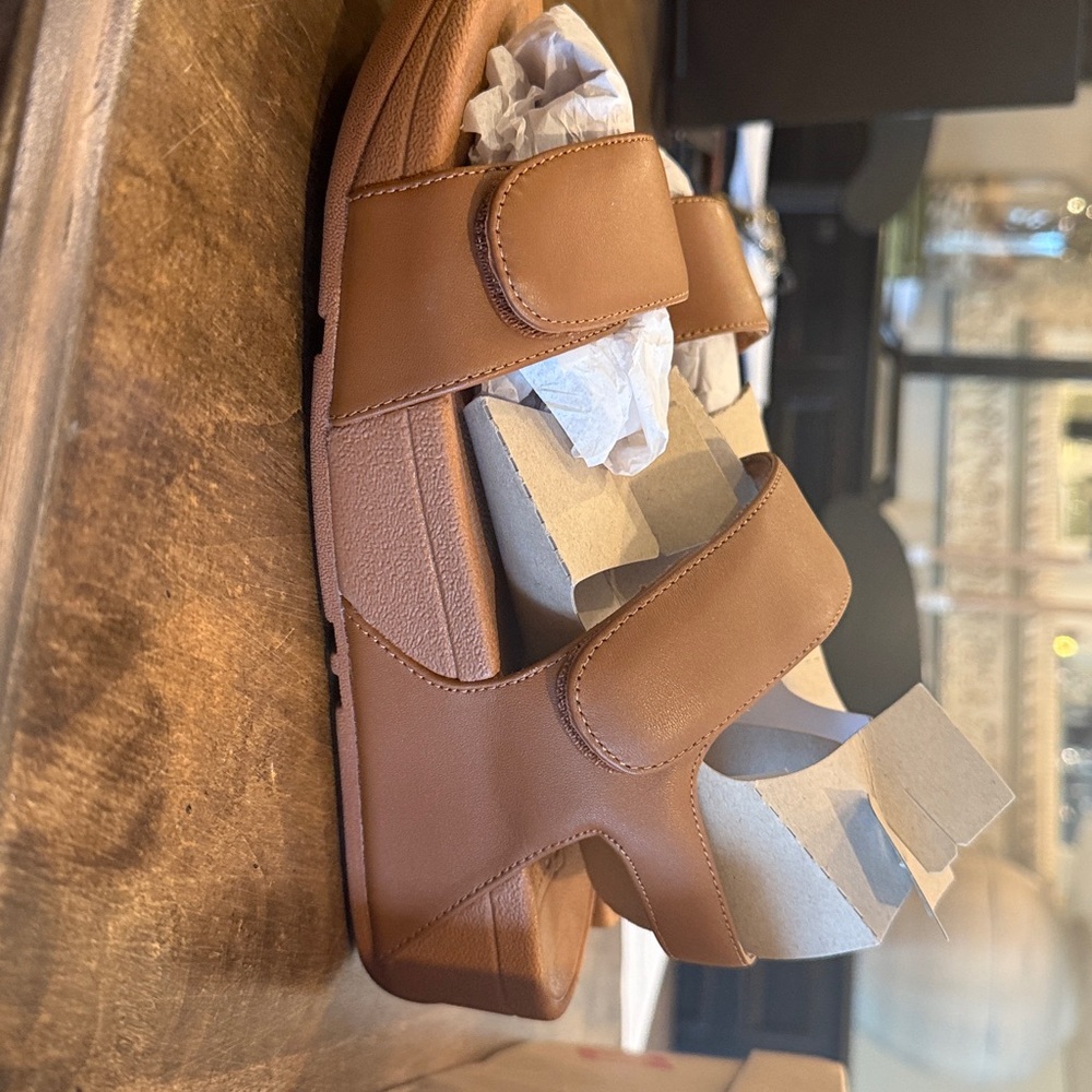 Fitflop Tan Women's Sandals - Picture 4 of 4